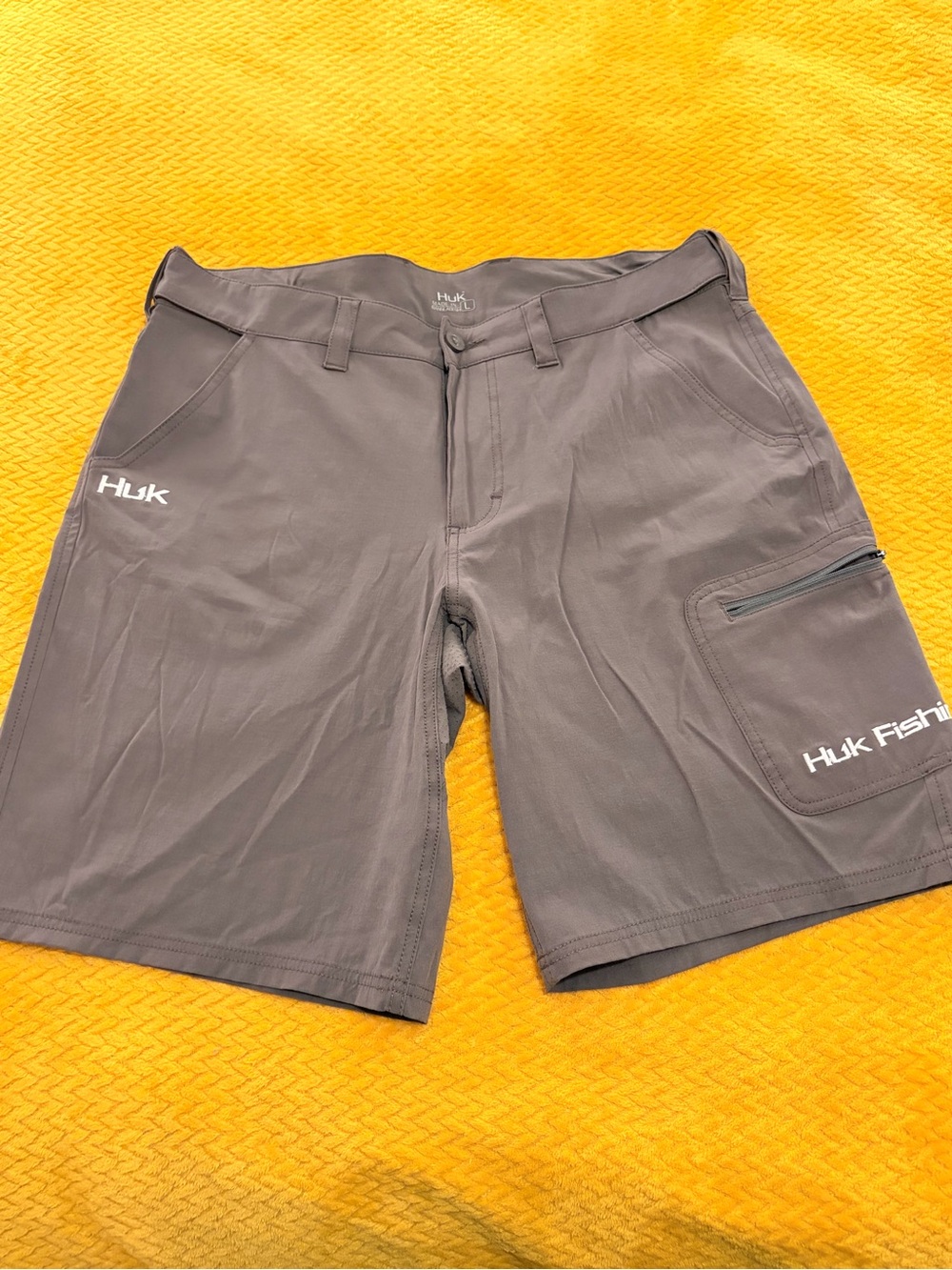 Huk Men's Gray Performance Cargo Shorts